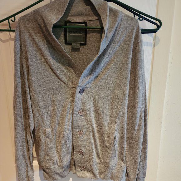 Light Gray Buttoned Cardigan - Picture 1 of 3